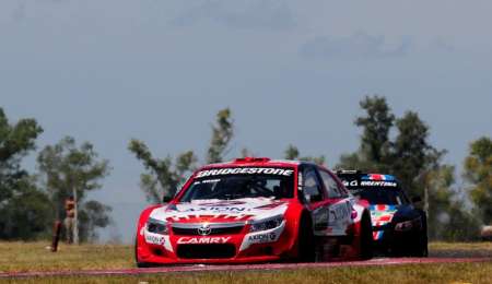 Rossi ganó tres de las últimas cuatro finales de Top Race