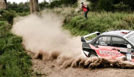 Mientras espera el Peugeot 208 MR sigue con Mitsubishi