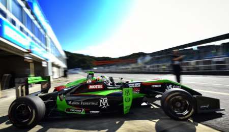 Sacha Fenestraz festejó el campeonato de F3 con un podio en Japón