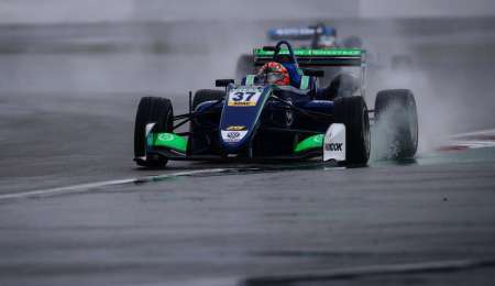 Fenestraz clasificó para mañana en la F3