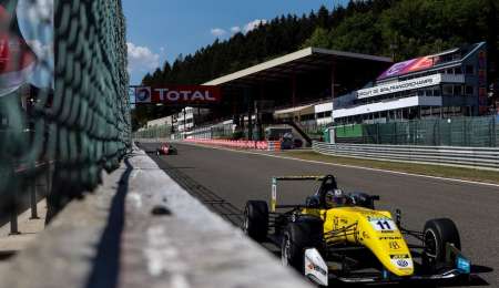 Fenestraz cerró el fin de semana con un 15° puesto