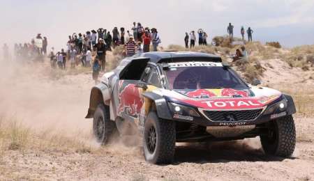 Sainz gana tiempo al quitarle la sanción