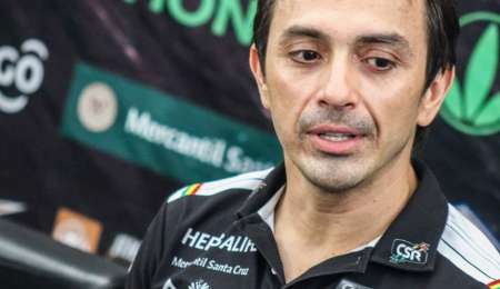 Salvatierra quedó solo como el Chavo