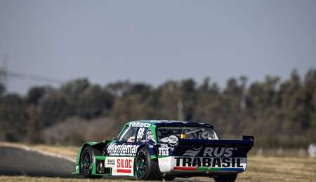 Santero se quedó con la pole y se afianza en el TC