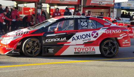 Santero arrancó rápido con el Corolla en San Juan