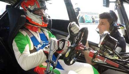 Santos con motores de Sebi Colombo