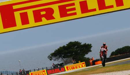 Savadori marca el ritmo en las prácticas de WorldSBK en Australia