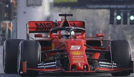 Ferrari con récord lidera la mañana en Barcelona