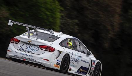 Suzuki excluido, Serra ganó la carrera uno del Stock Car