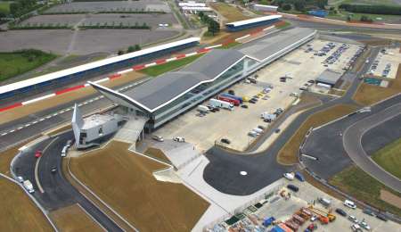 Luz Verde para Silverstone