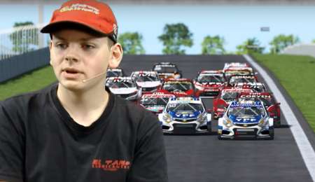 Tiene 16 años y competirá en el Súper TC2000 eSport