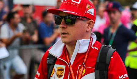 Raikkonen, muy enojado con Ferrari por la radio en Australia