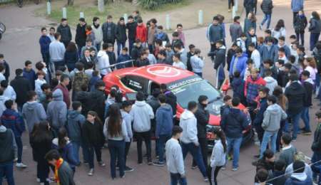 Súper TC2000 va a la Escuela, a sala llena en San Nicolás
