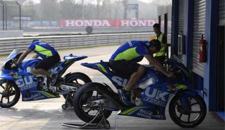 Subite a las Suzuki GSX-RR de Iannone y Rins