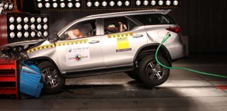 Toyota SW4 se llevó 5 estrellas de Latincap