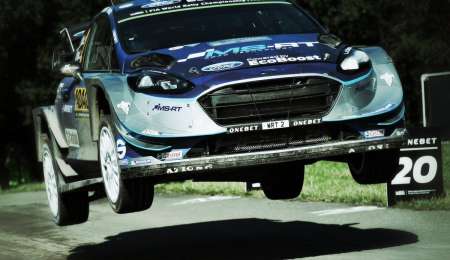 Ott Tanak voló en el asfalto alemán