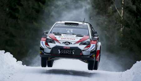 Ott Tanak voló a la punta en el Rally de Suecia