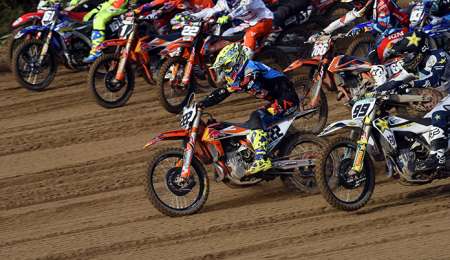 Cairoli y Lawrence empiezan la temporada con victoria en Italia