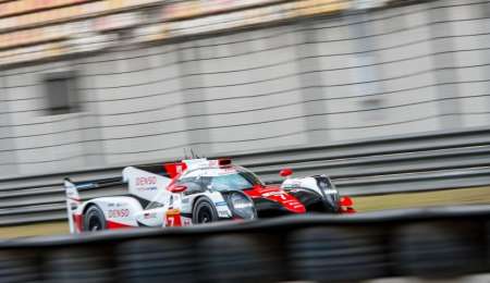 López cuarto y Porsche campeón en China