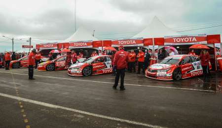 Toyota completa el plantel