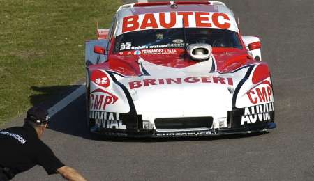 Urreta volvió con victoria