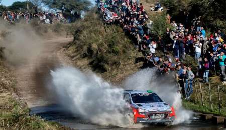 Paddon vuela al segundo puesto
