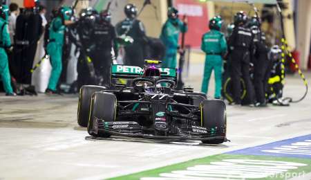 Mercedes con cambios decorativos en Abu Dhabi