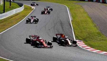 Verstappen: "No me desagradaría la idea de estar en Ferrari"