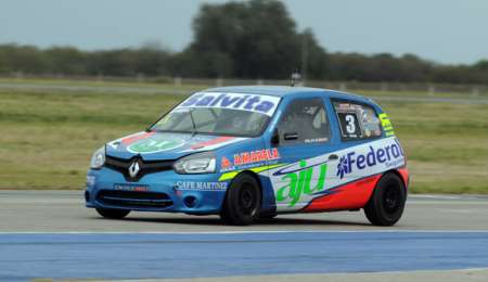 Vuyovich al frente