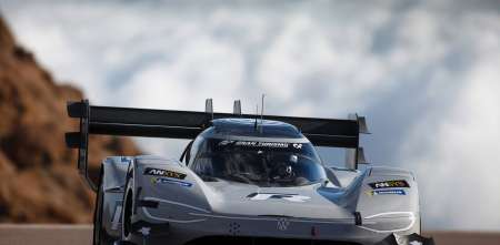 Volkswagen va por un nuevo récord de velocidad 