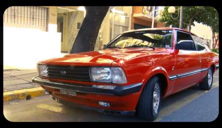 Mi primer auto: Andrea Estevez y un espectacular Ford Taunus