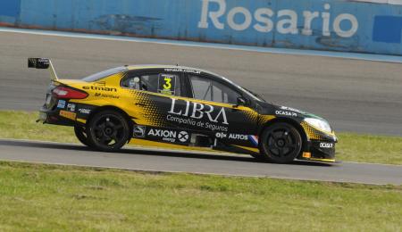 Pole position para Pernía en Rosario