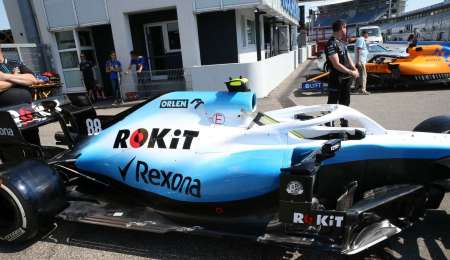 Willliams presentó modificaciones y quedó parecido al Red Bull