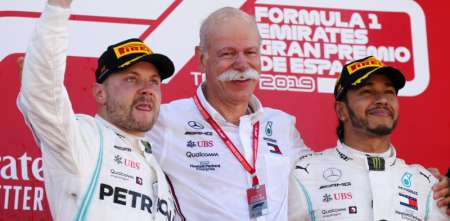 Hamilton quiere seguir peleando con Red Bull y Ferrari