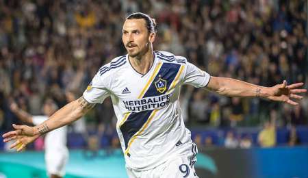 La increíble Ferrari que se compró Ibrahimovic por su cumpleaños
