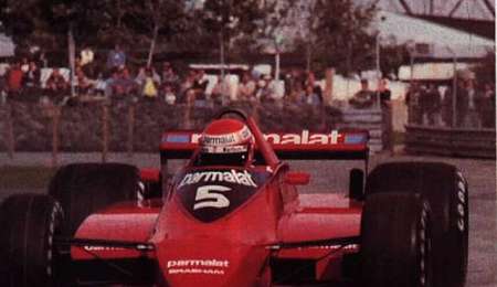 El día que Ricardo Zunino usó el casco y los guantes de Lauda