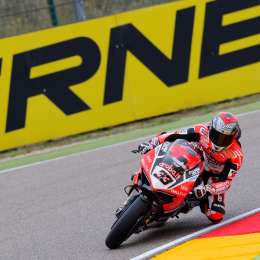 Mercado arranca entre los 10