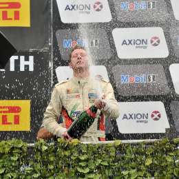 El público copó el Zonda