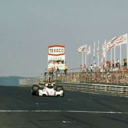 Cuatro décadas de admiración