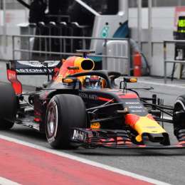 Ricciardo dominó el día en Barcelona