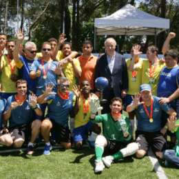 Un árbol de levas en el trofeo del Mundial