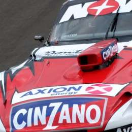 Rossi ganó el duelo