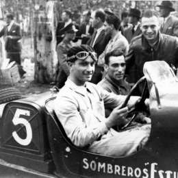 Hace 82 años Fangio experimentaba lo que era el automovilismo