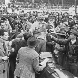 El festejo con leche en la Indy