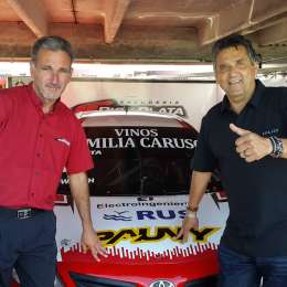 TOYOTA CON APOYO OFICIAL EN TC 2000