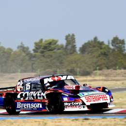 Rossi rompió el motor en el primer entrenamiento