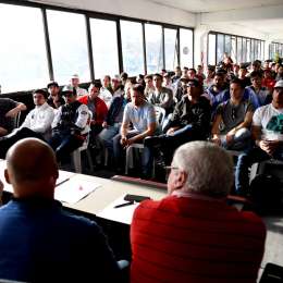 El pez por la boca muere 