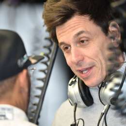 Hamilton se rebeló ante Mercedes