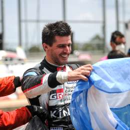 “Por ahora le hago más caso a Barrichello que a Traverso”