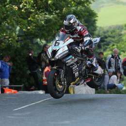 Michael Dunlop marca 19 